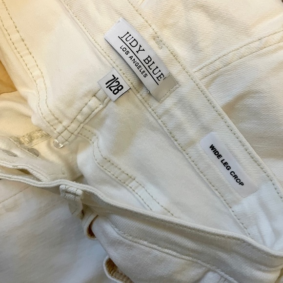 Judy Blue Cropped Wide Leg Jeans | High Rise Stretch Denim - Picture 3 of 10